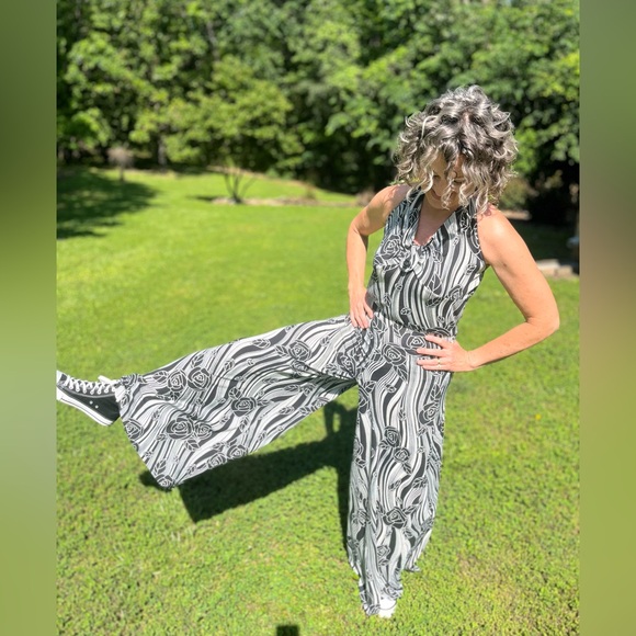 Hand Crafted Pants - Stylish Black and White Palazzo Halter Jumpsuit
